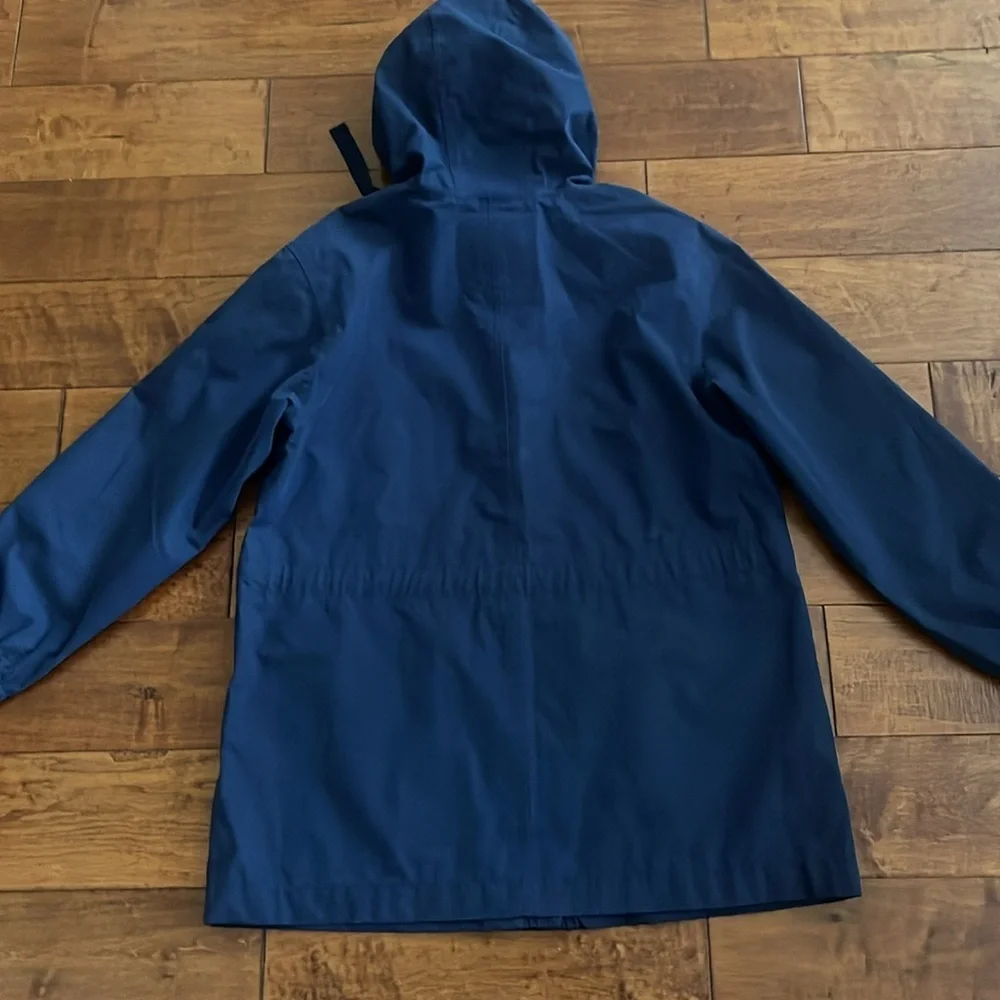 NWOT Madewell Waterproof Raincloud
Raincoat Navy Size S - Picture 13 of 16